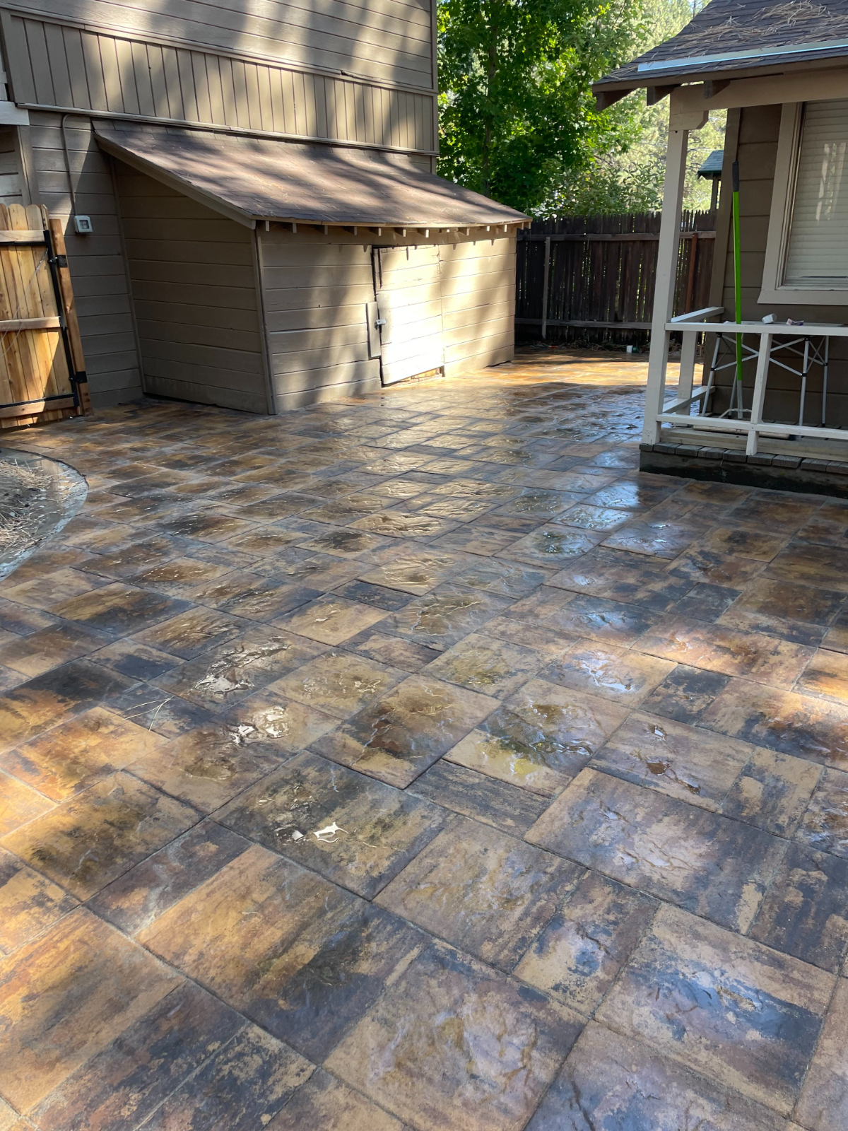 Stamped stone concrete patio in Sacramento, CA